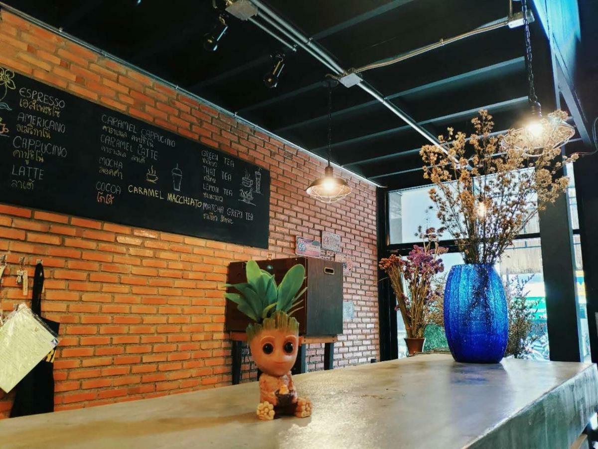 Znap'S Hostel & Cafe Chiang Mai Exterior foto